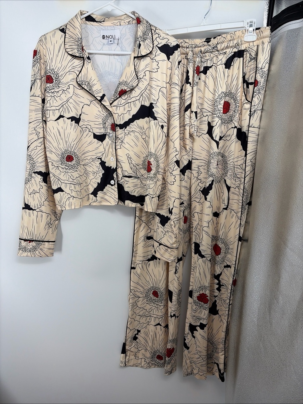 Noli Yoga Poppy Pajama Set. New Size